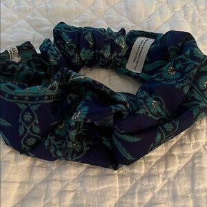 Chic Navy Floral Hair Band Handmade in Portugal